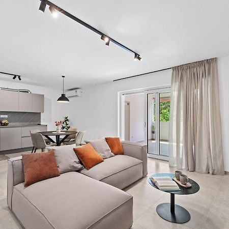 Apartamento Poli Nona - Renovated In 2023 Poreč Exterior foto