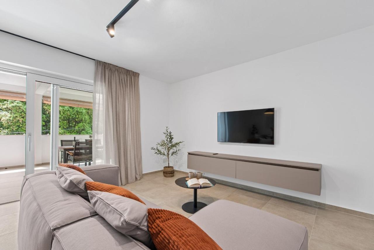 Apartamento Poli Nona - Renovated In 2023 Poreč Exterior foto