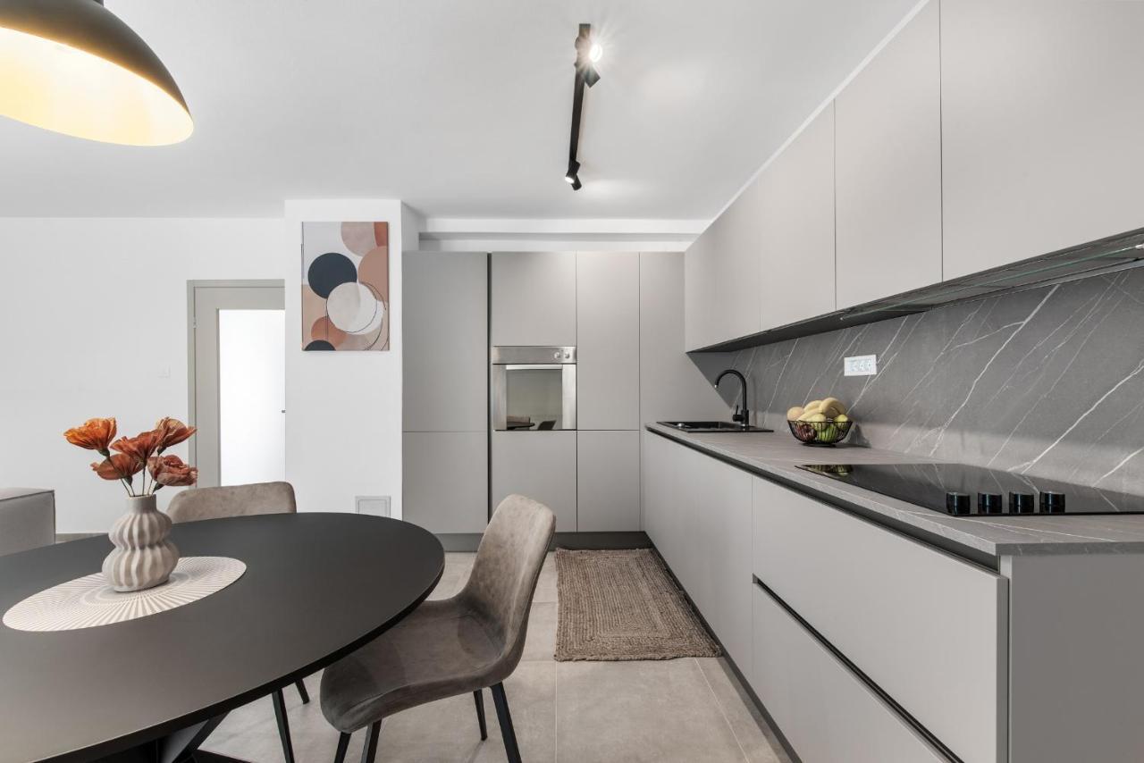 Apartamento Poli Nona - Renovated In 2023 Poreč Exterior foto