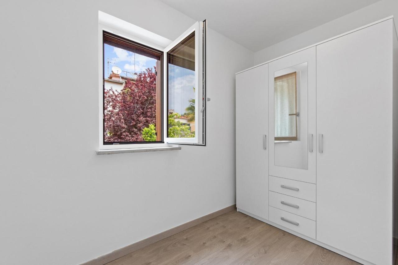 Apartamento Poli Nona - Renovated In 2023 Poreč Exterior foto