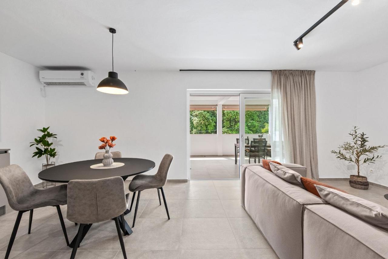 Apartamento Poli Nona - Renovated In 2023 Poreč Exterior foto